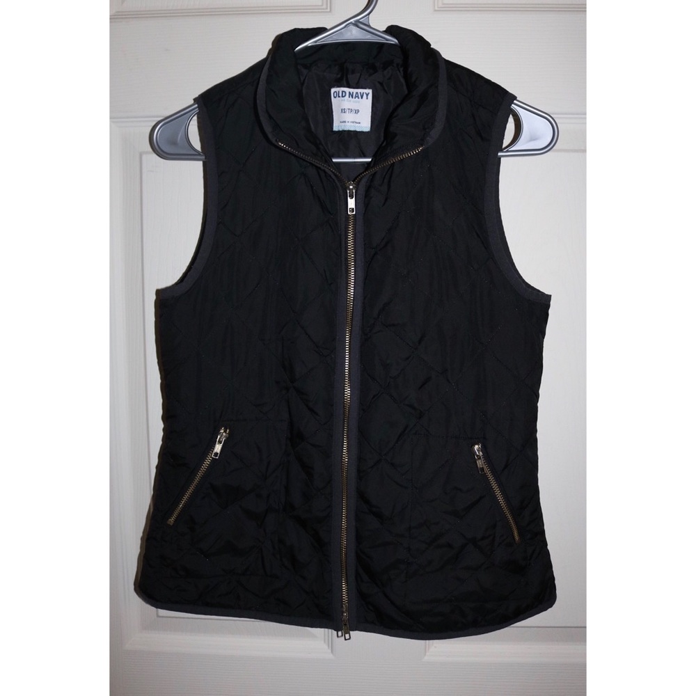 • Old Navy Quilted Vest - Picture 1 of 3